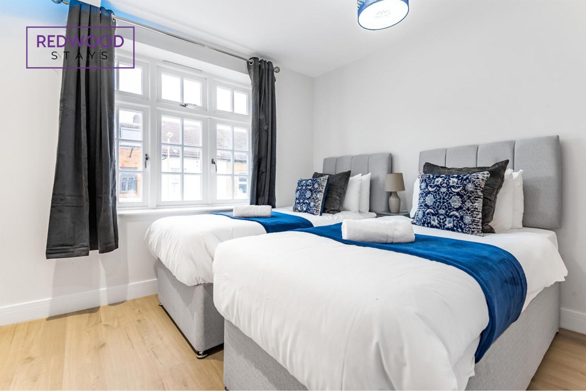 1 Bed 1 Bath Town Center Apartments For Corporates & Contractors, Wifi, Netflix And Parking On Selected Units By Redwood Stays Aldershot Extérieur photo